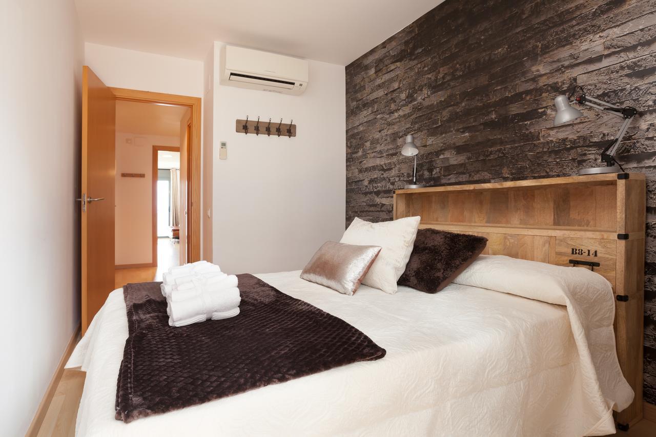 Apartment Beach Front Canet Canet De Mar Exterior photo